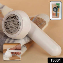 USB rechargeable lint remover